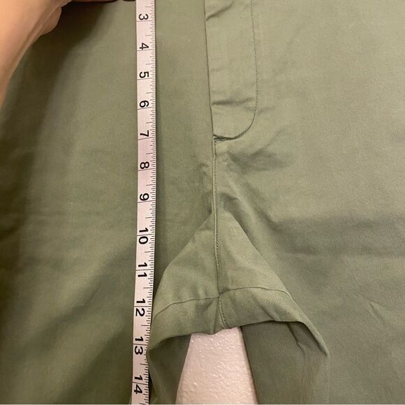 Gap Mens 10” Vintage Classic Khakis eco cotton Twig Green size 30 NWT - Picture 6 of 11
